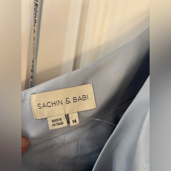 Sachin and Babi Bonnie gown Ash Blue - Picture 5 of 8